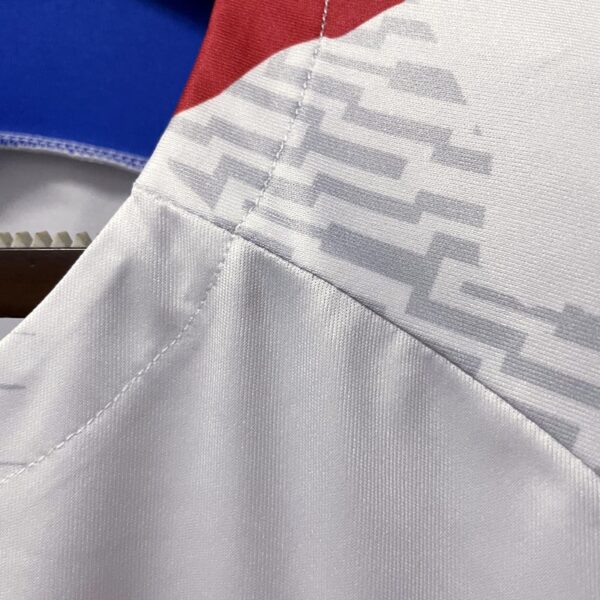 France Maillot Avant Match Entraînement Blanc + Rouge + Bleue 2022-23 – Image 5