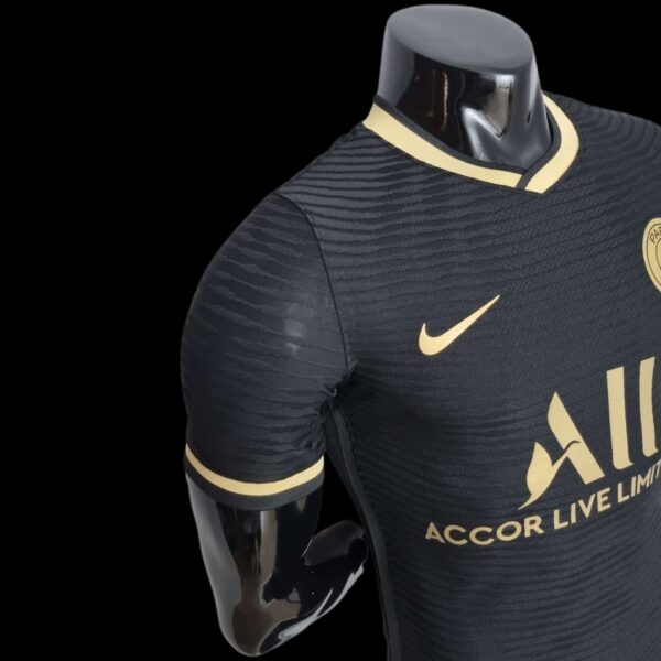 PSG Paris Saint Germain Maillot Black Gold Version Player 2022-23 – Image 5