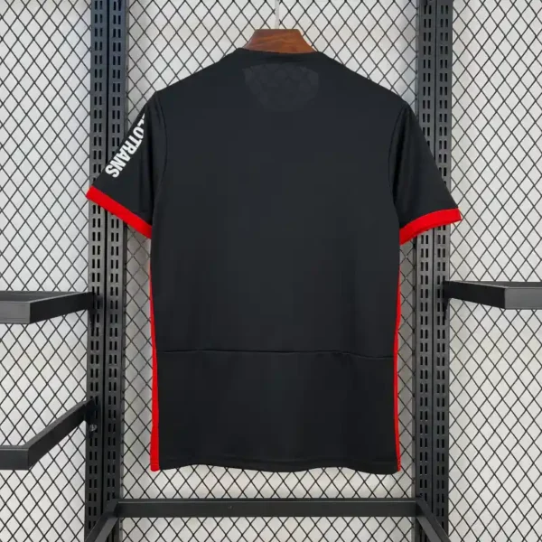Eintracht Frankfcort Maillot Extérieur 2024-25 – Image 2