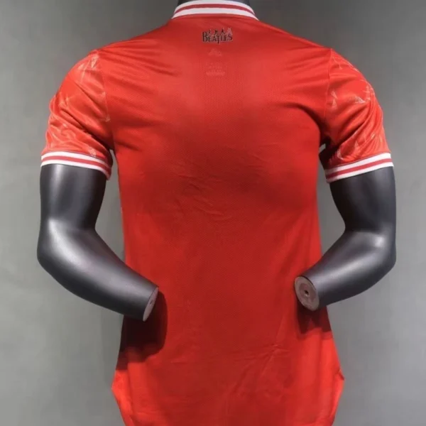 Liverpool Maillot Rouge Spécial Edition Version Player 2024-25 – Image 2